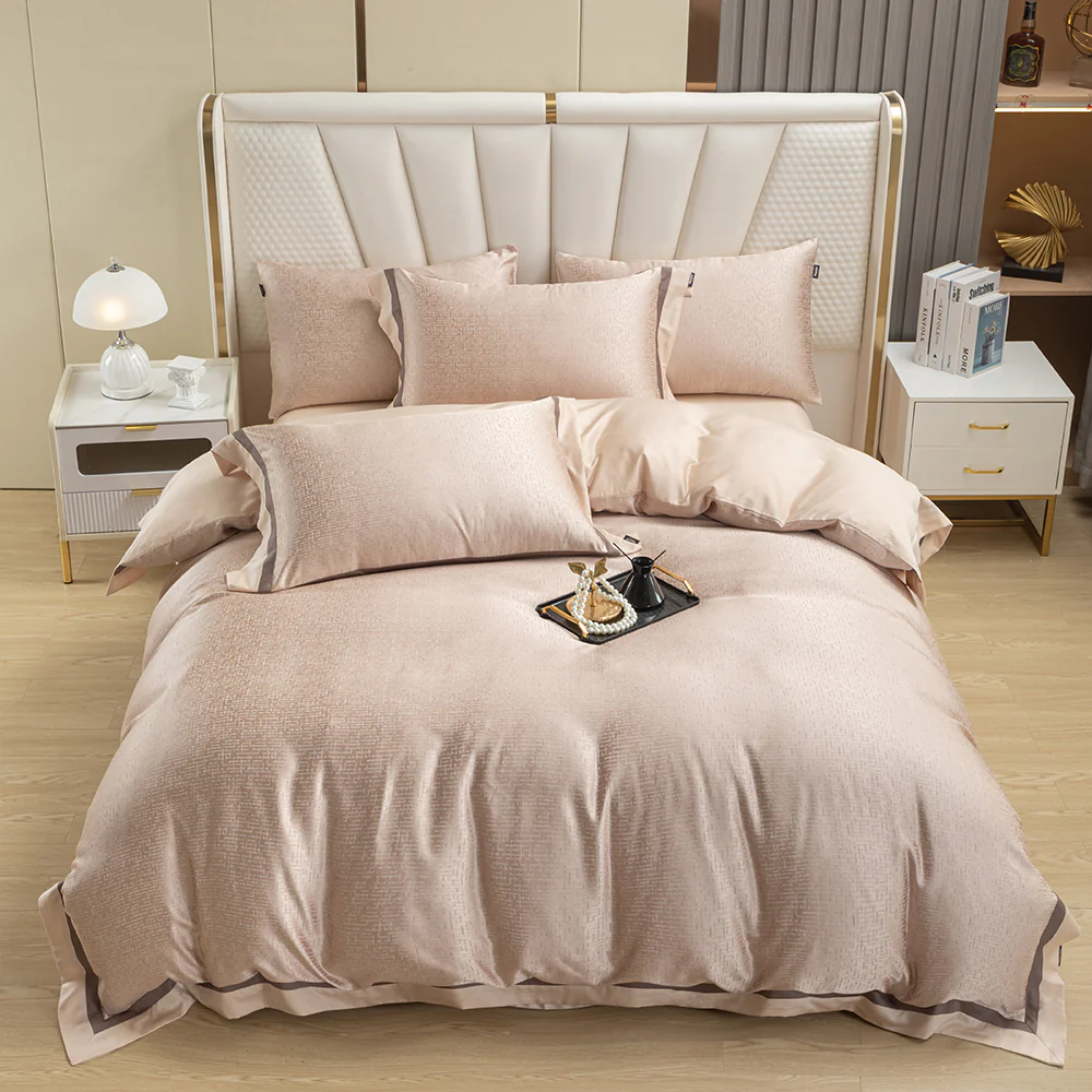Heartin Queen Bedding Set - Golden Years, 4 Pieces with 2 Bonus Pillows - Image 3