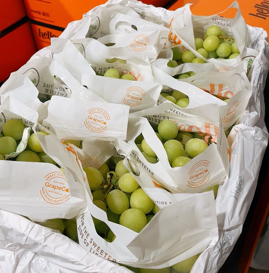 Hello Autumn Crisp Grapes - 900g - Image 3