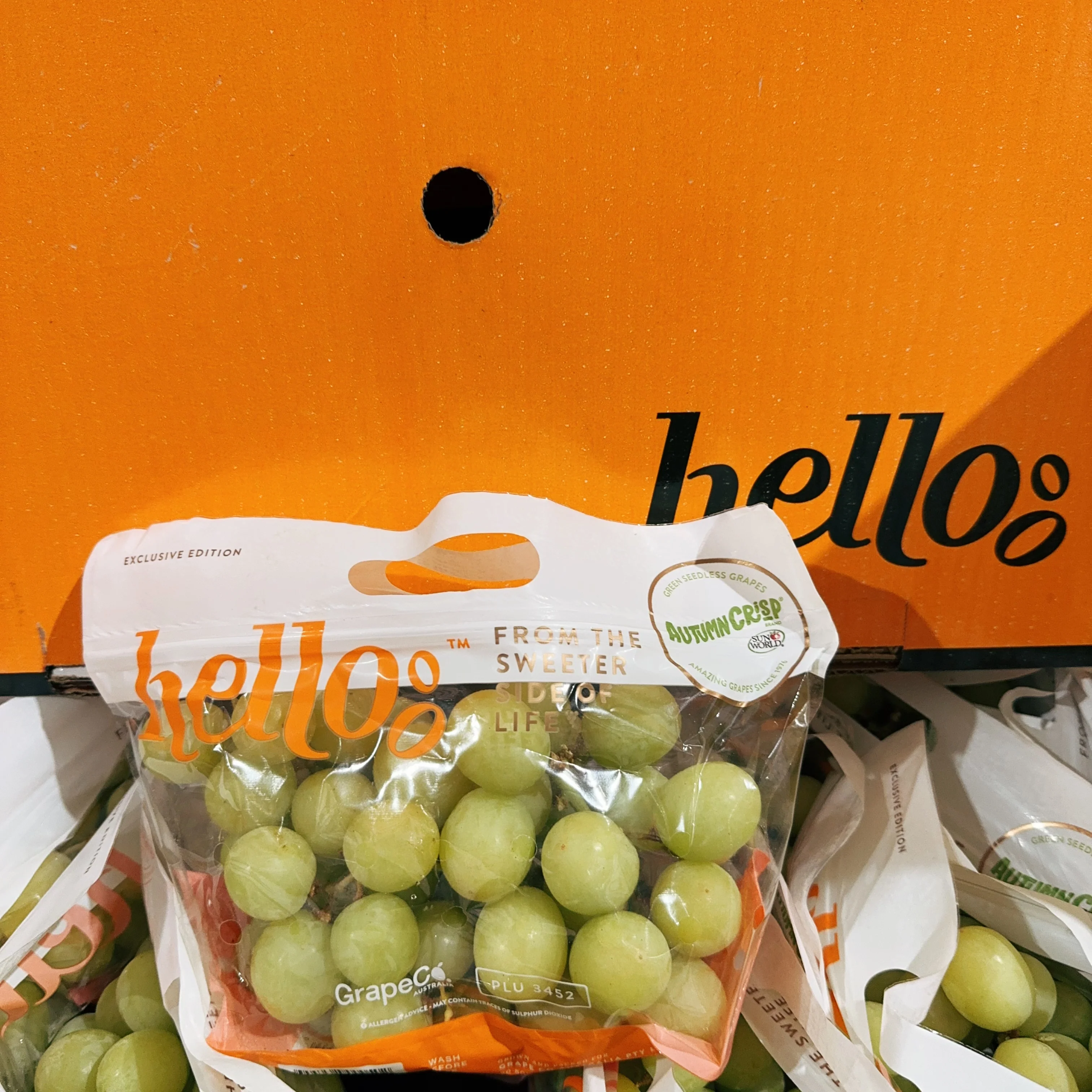 Hello Autumn Crisp Grapes - 900g - Image 4