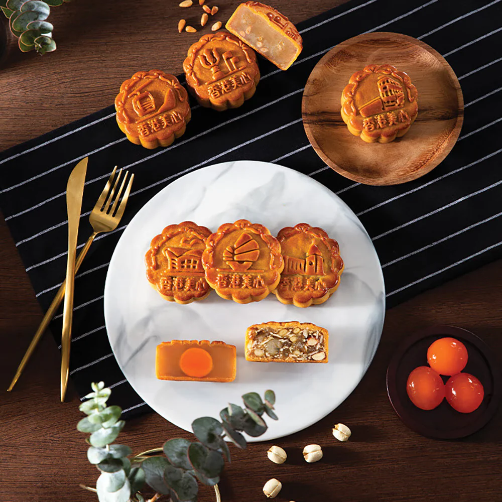 Hong Kong MX Maxim's Mooncakes Oriental Pearl Gift Box - 6 Pieces, 660g - Image 3