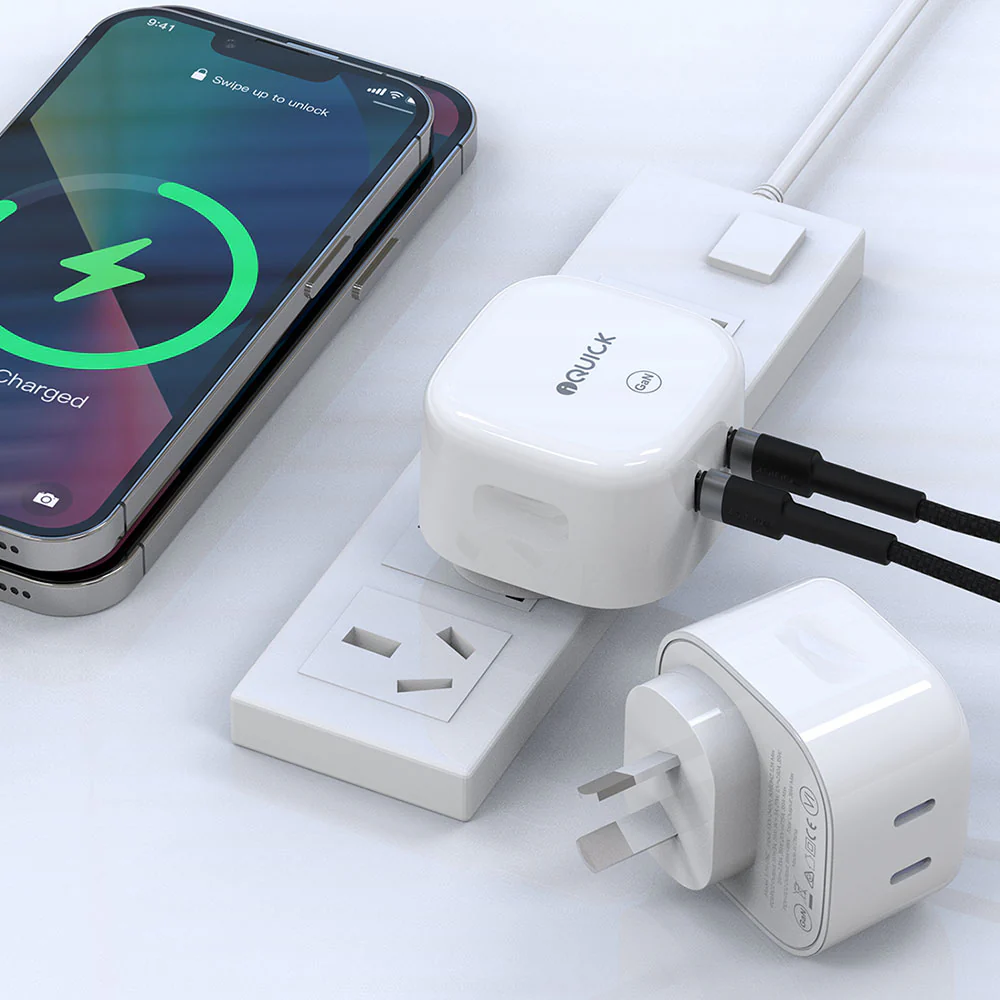 iQuick 35W Dual USB-C Charging Adapter - White