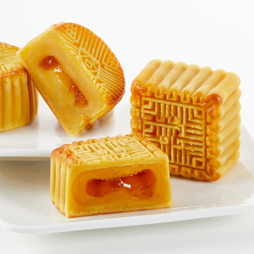 Isabelle Custard Lava Mooncakes - 4 Pieces, 220g - Image 2