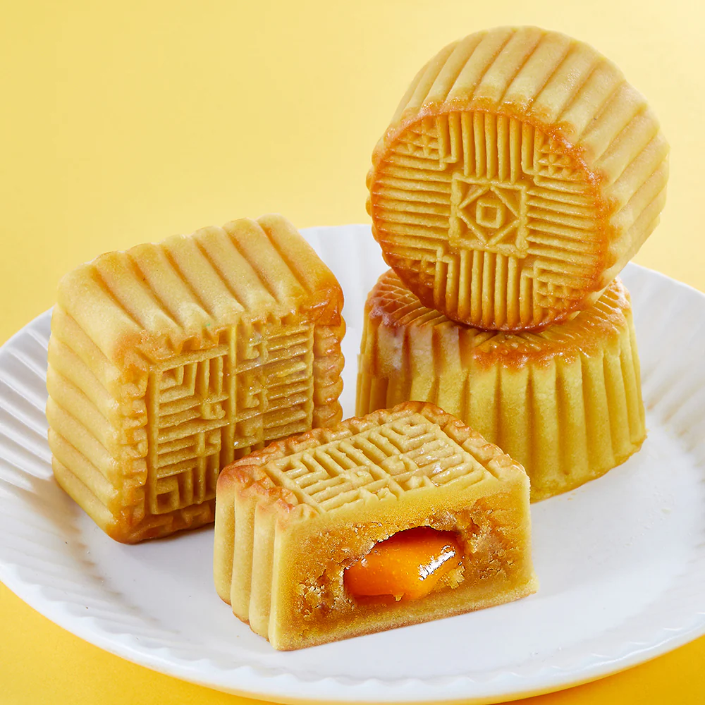 Isabelle Custard Lava Mooncakes - 4 Pieces, 220g - Image 4