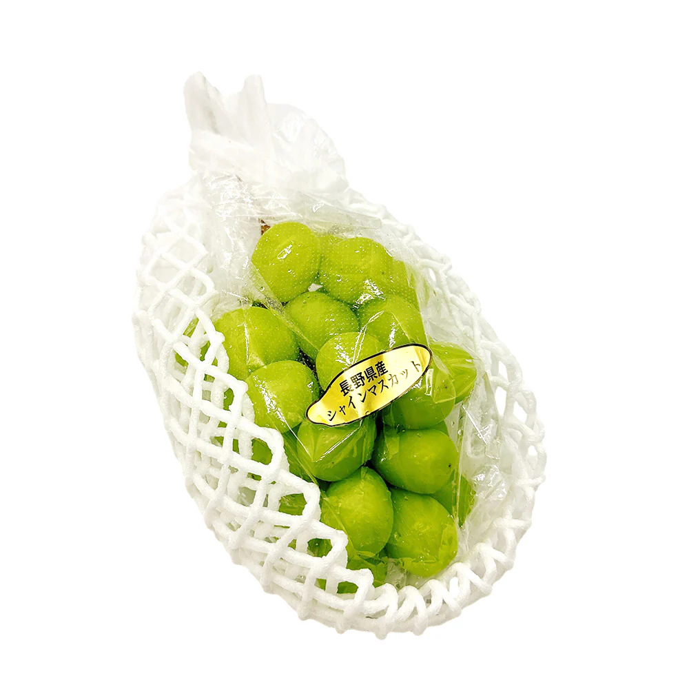 Japanese Shine Muscat Grapes - 500g, 1 Bunch - Image 2