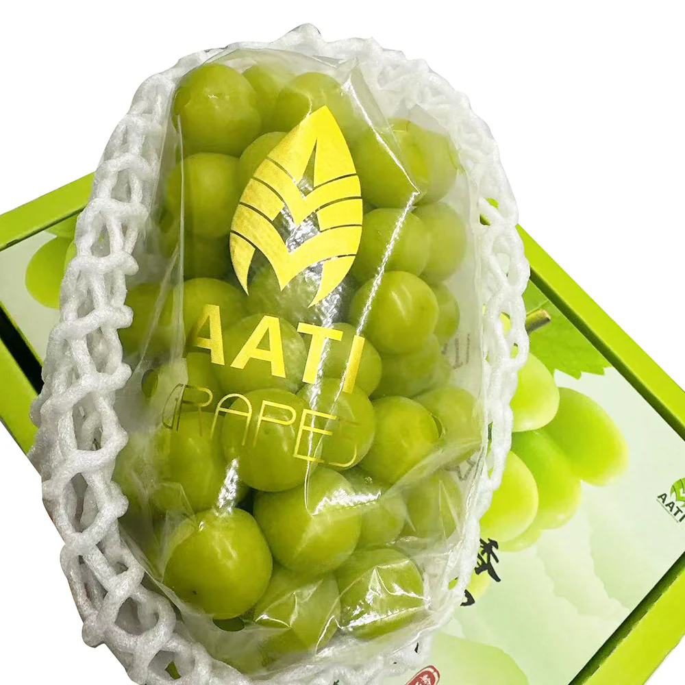 Japanese Shine Muscat Premium Grapes - 1 Box (1 Bunch) - Australian Grown