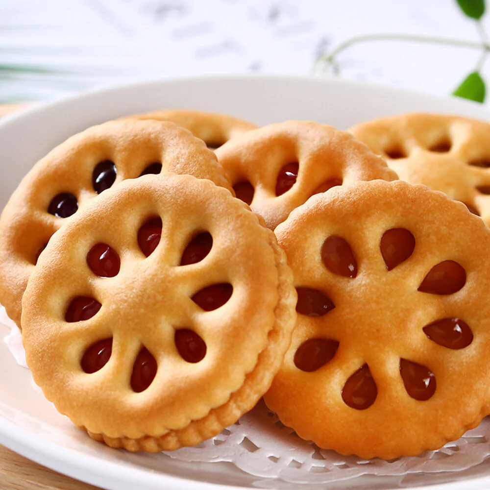 Jiashili Fruit Fun Fruity Pineapple Jam Sandwich Biscuits 12 Packs (300g) - Image 2