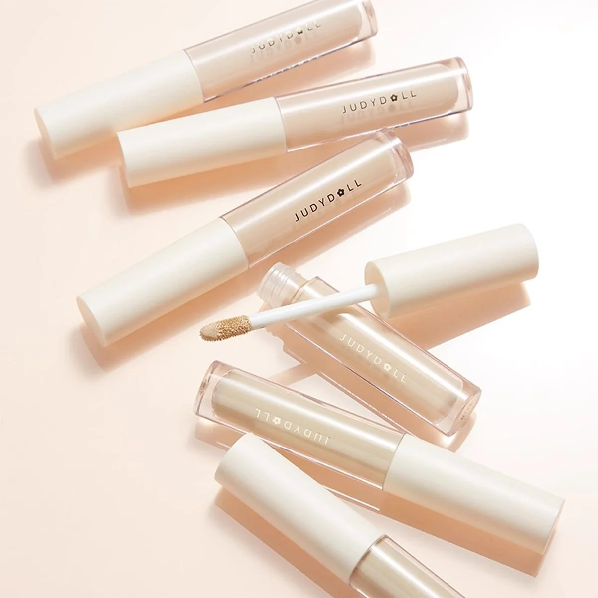Judydoll Cloud-Soft Seamless Concealer 3.2g - Crease-Free, Natural Coverage - 3 Shades - Image 4