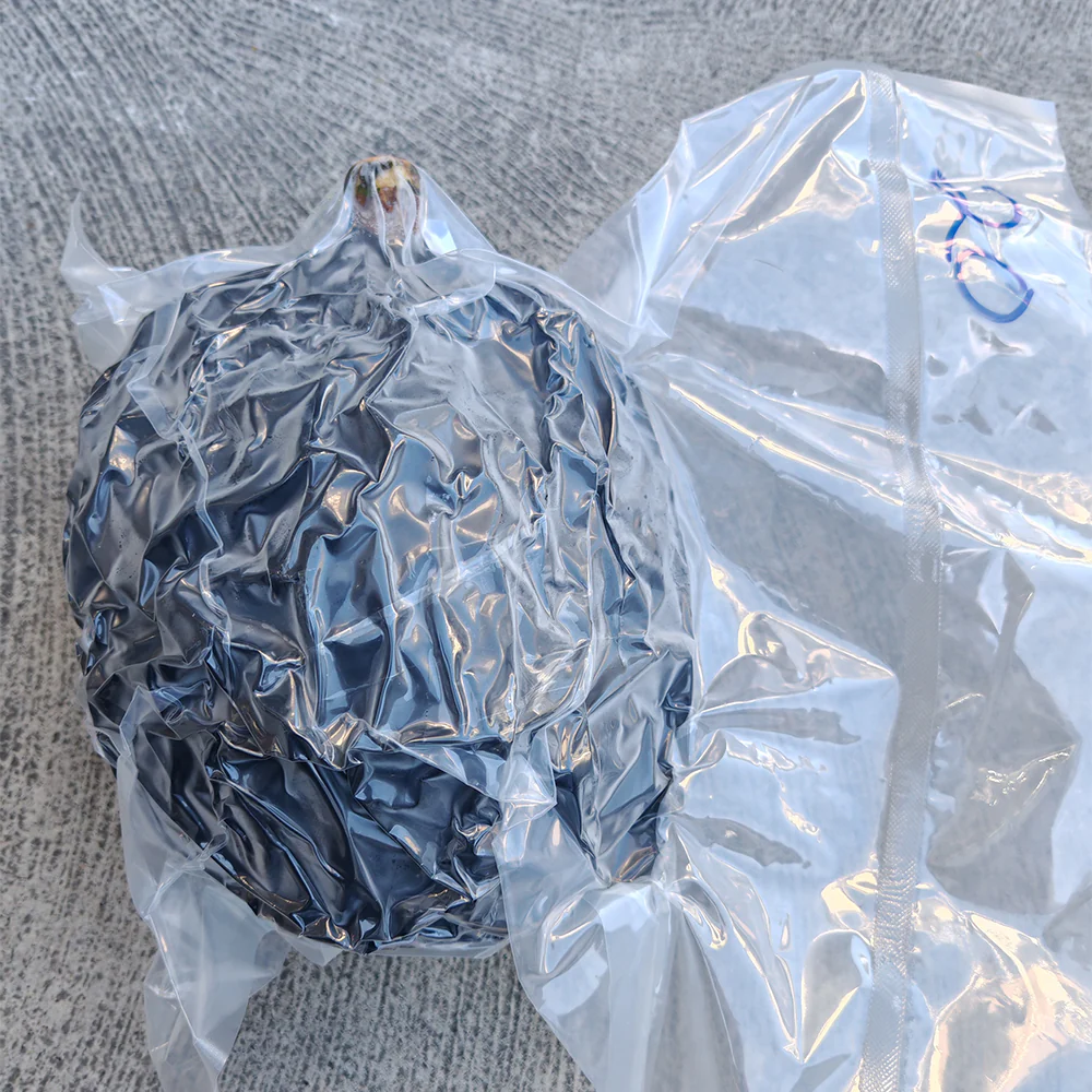 K&R Premium Black Thorn Durian - 1.8kg - Image 3