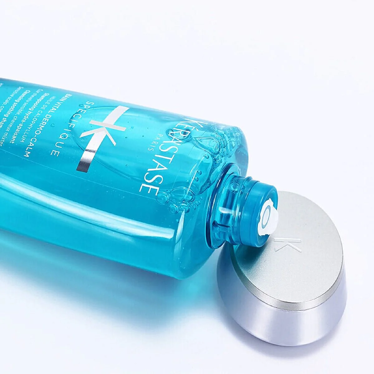 Kerastase Specifique Bain Vital Dermo-Calm Shampoo for Sensitive Scalp and Combination Hair - 250ml - Image 3