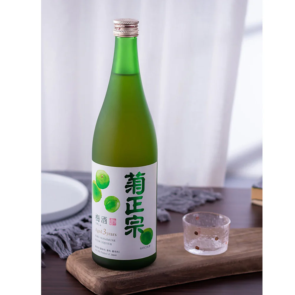 Kiku-Masamune Aged 3 Years Plum Liqueur - 720ml - Image 2