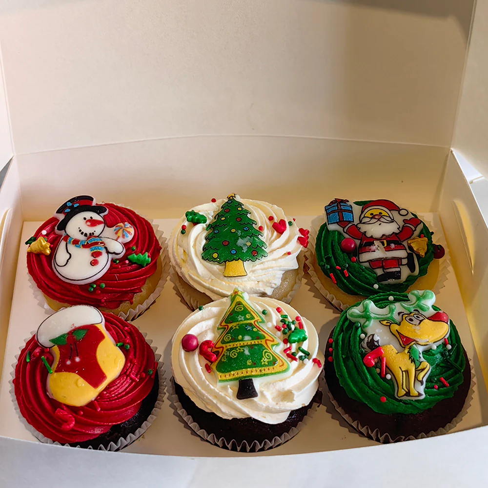KNK Christmas Themed Cupcakes - 6 Pieces, 800g - Image 4