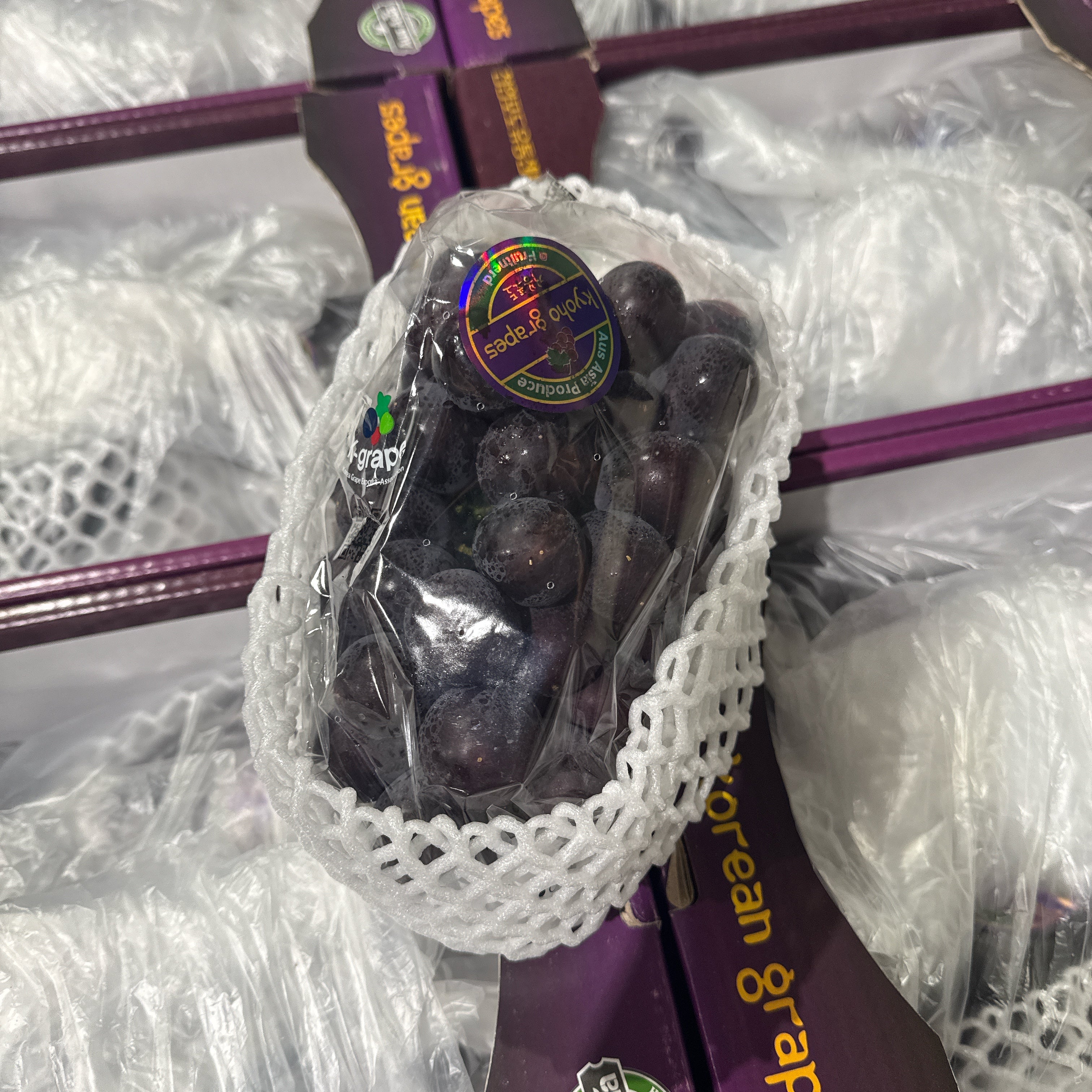 Korean Kyoho Grapes 2kg Box – Fast Sydney Delivery - Image 3