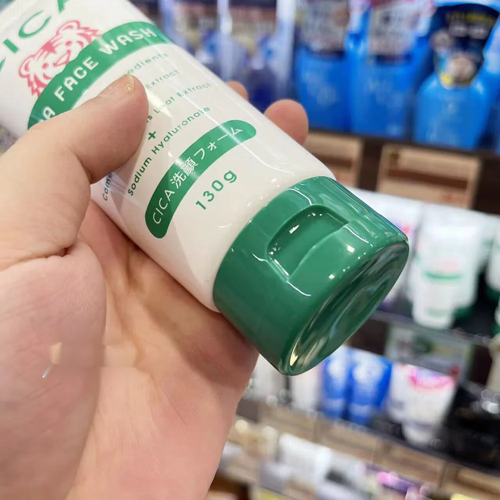 Kumano Yushi CICA Face Wash 130g - Image 3