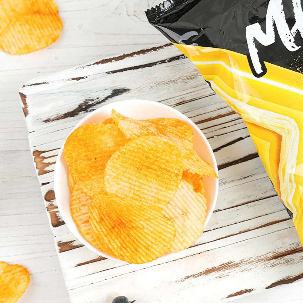 Lay's Cheese Flavored Potato Chips - 73g - Image 4