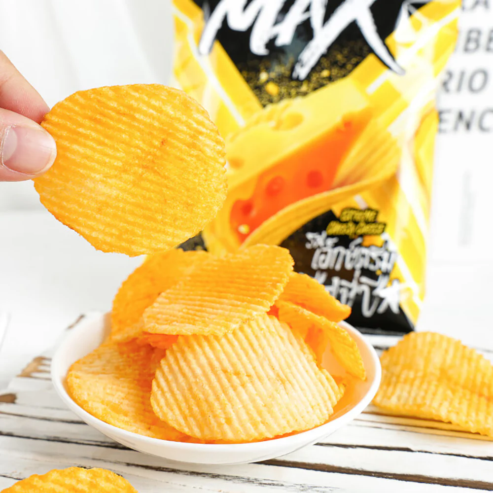 Lay's Cheese Flavored Potato Chips - 73g - Image 5