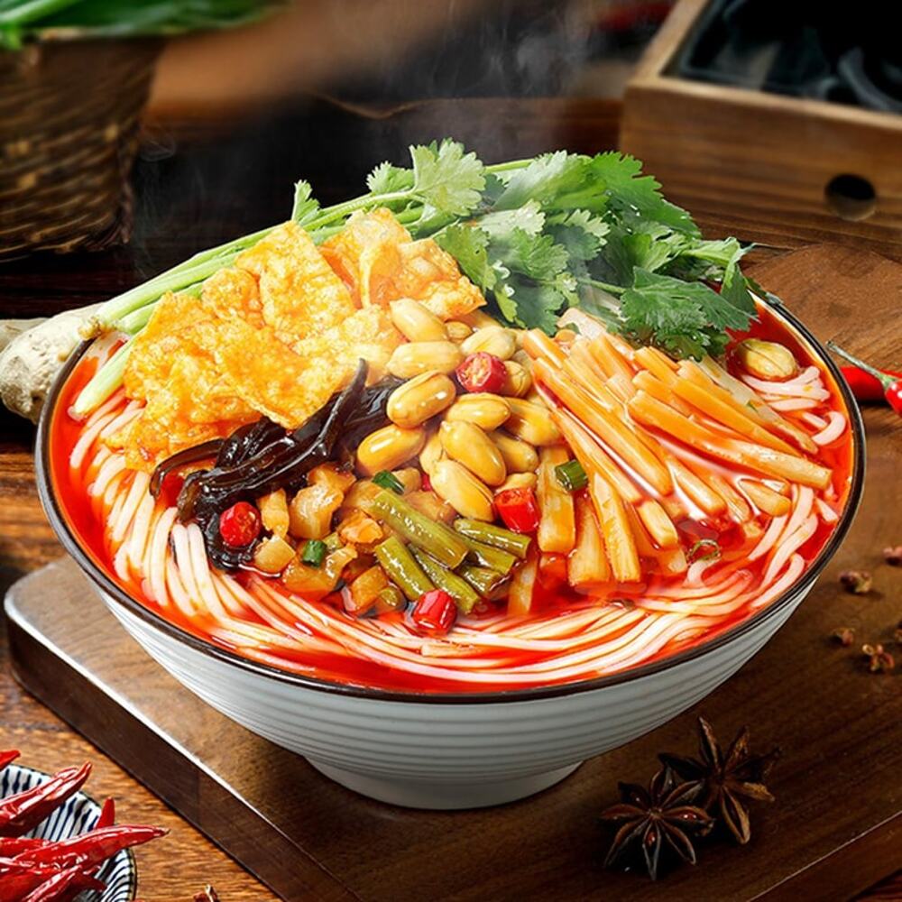 Li Ziqi Liuzhou Luosifen (Coriander Flavour) 251g – Chinese Snail Rice Noodle Soup - Image 2