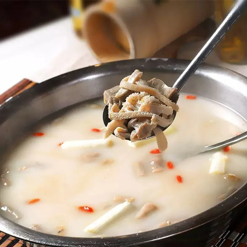 Liupo Clear Soup Hot Pot Base - 200g - Image 3