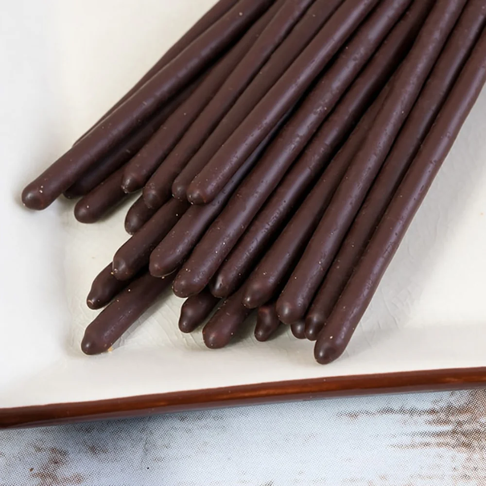 Lotte Pepero Chocolate Sticks - 47g - Image 2