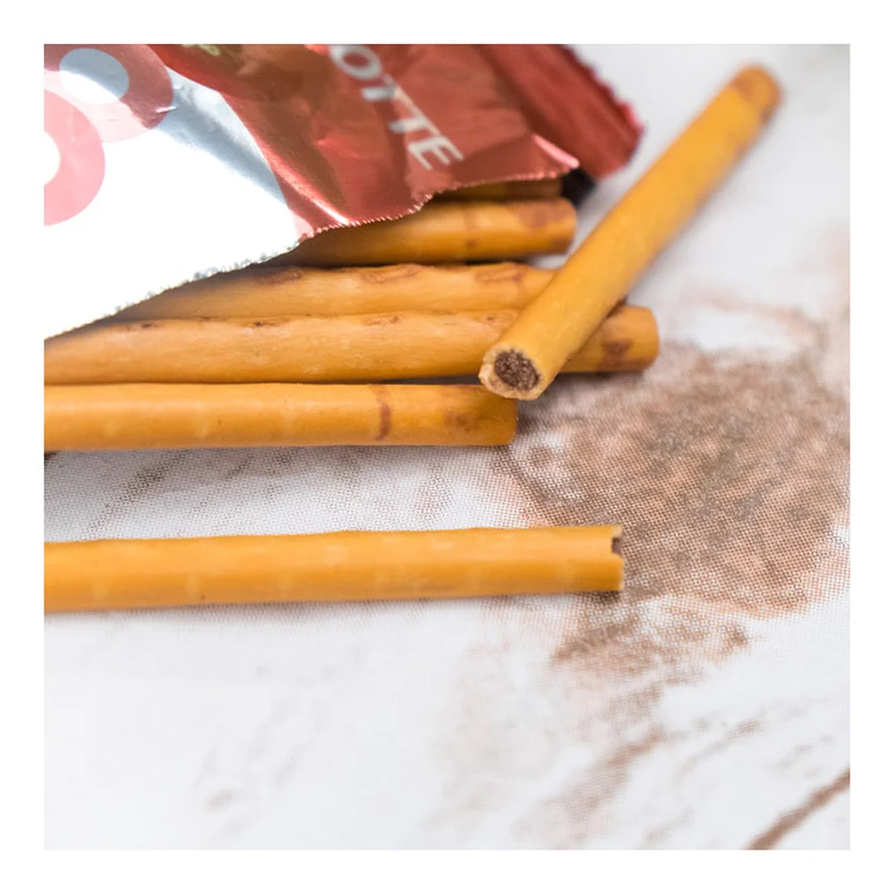 Lotte Toppo Milk Chocolate Filled Biscuit Sticks - 72g - Image 2