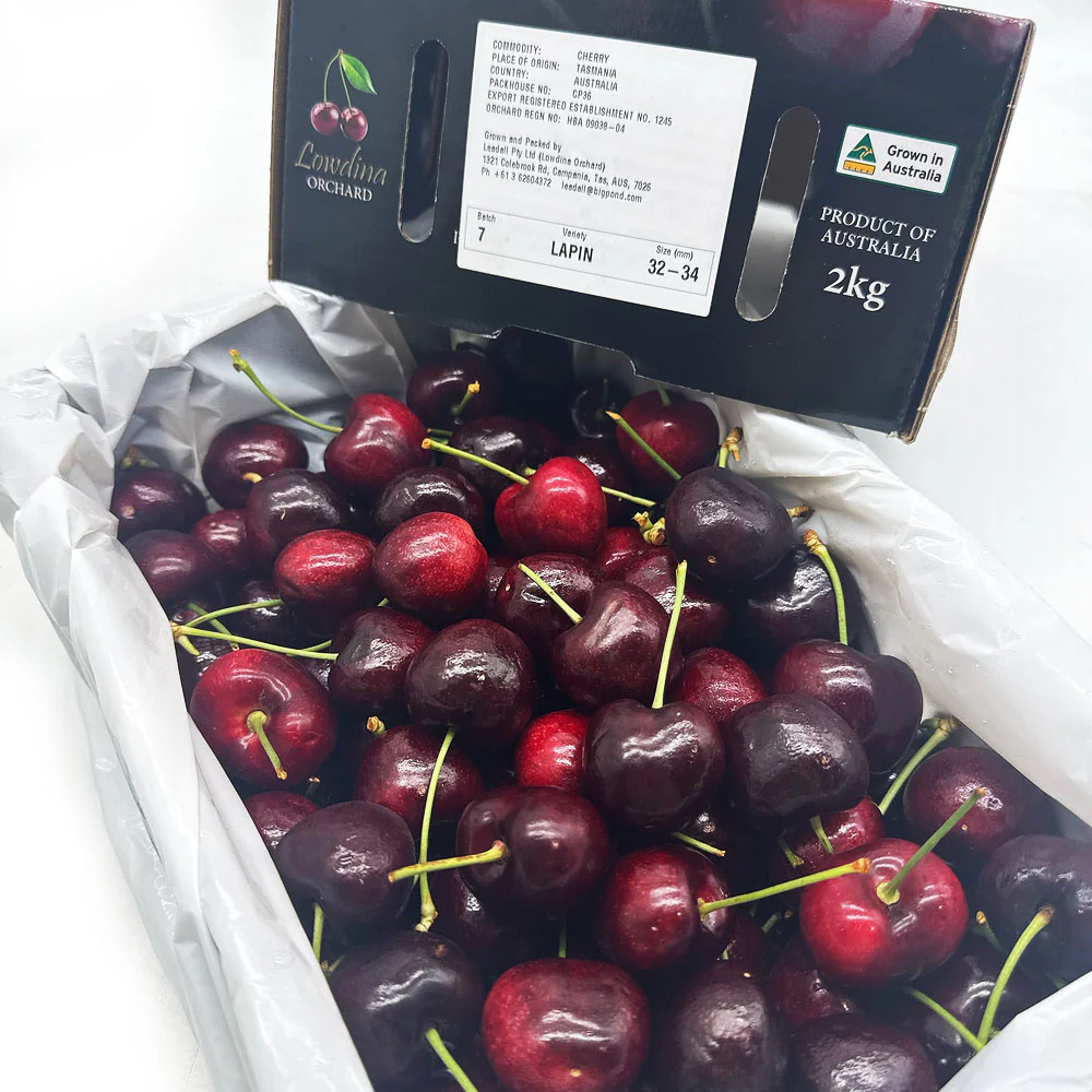 Lowdina Orchard Lapin Cherries Gift Box 32-34mm - 2kg
