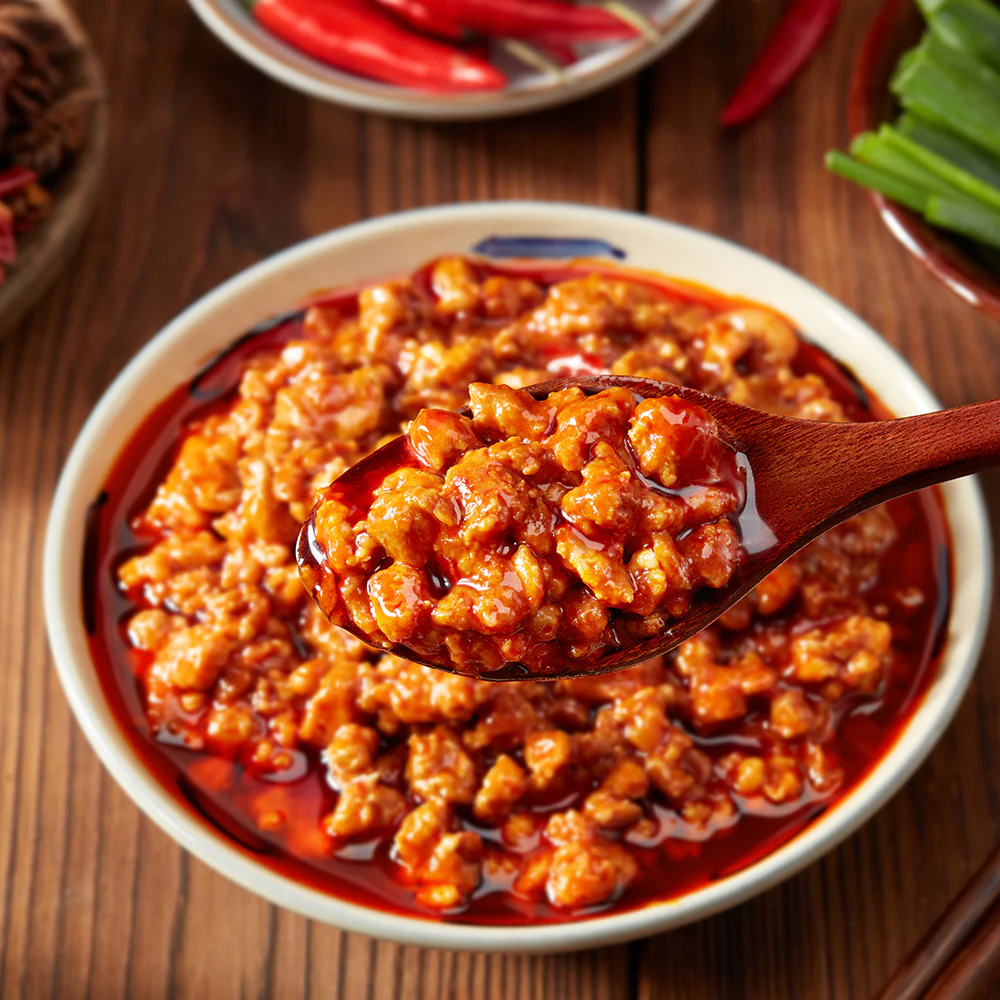 Man Xiao Bao Yunnan-Style Small Pot Rice Noodles with Zhaotong Meat Sauce 287.4g - Spicy Yunnan Rice Noodle Soup Kit - Image 3