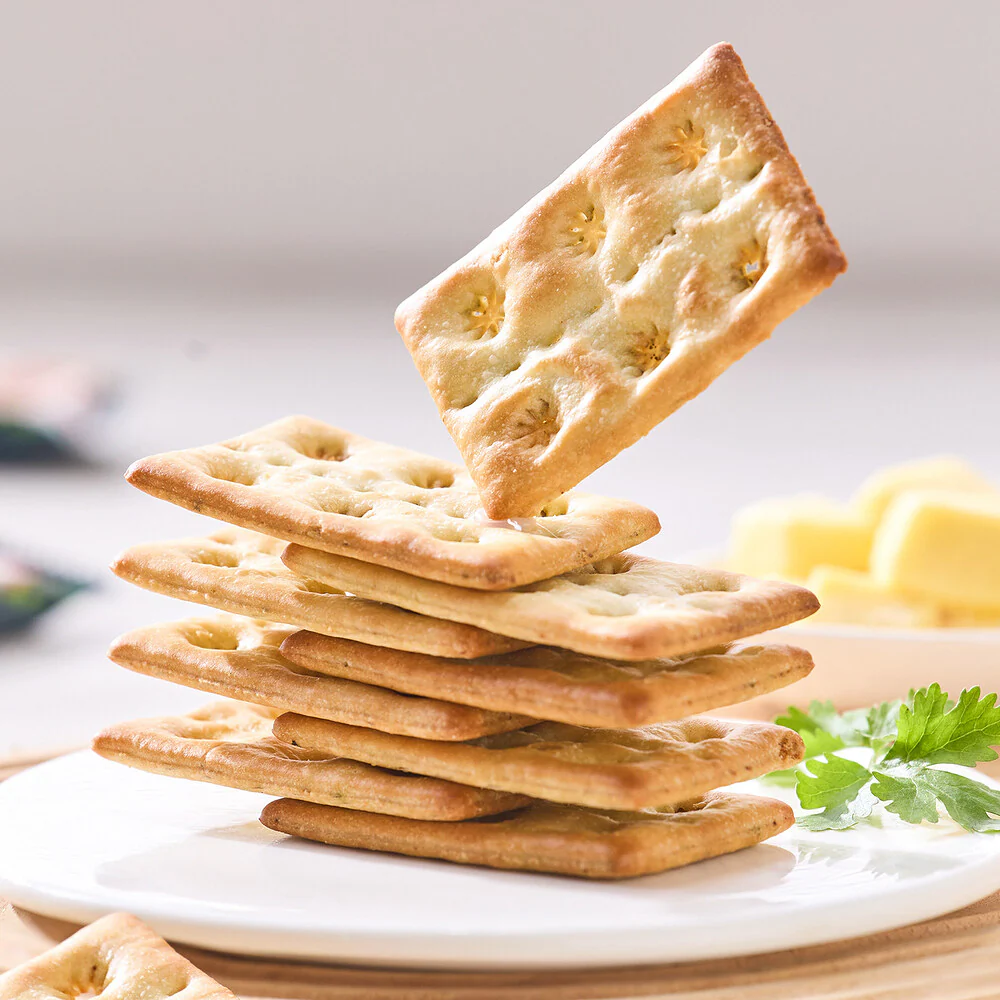 Marketside Beef & Coriander Filled Crackers 200g – Limited Import - Image 4