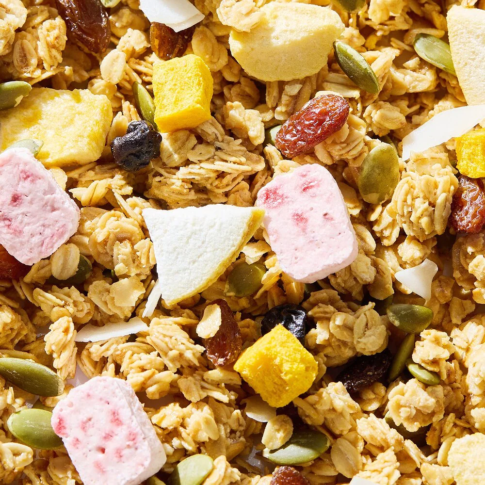 Marketside Peach Yoghurt Granola Crunch 350g – Limited Import - Image 4