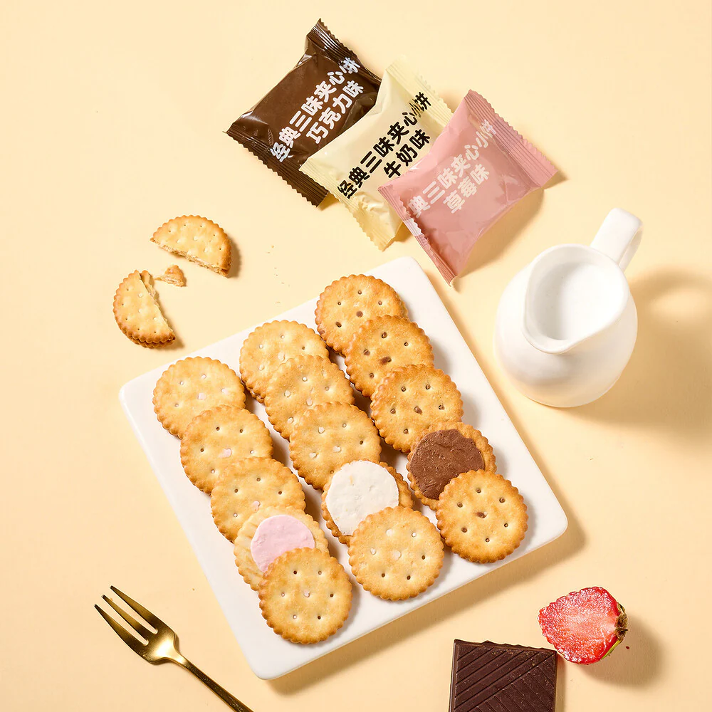 Marketside Triple Flavour Sandwich Biscuits 250g – Limited Import - Image 4