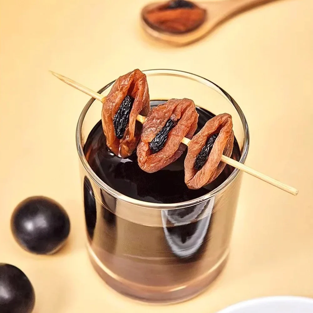 Meiqianyu Green Plum Dried Fruit with Grape Filling - 70g - Image 2