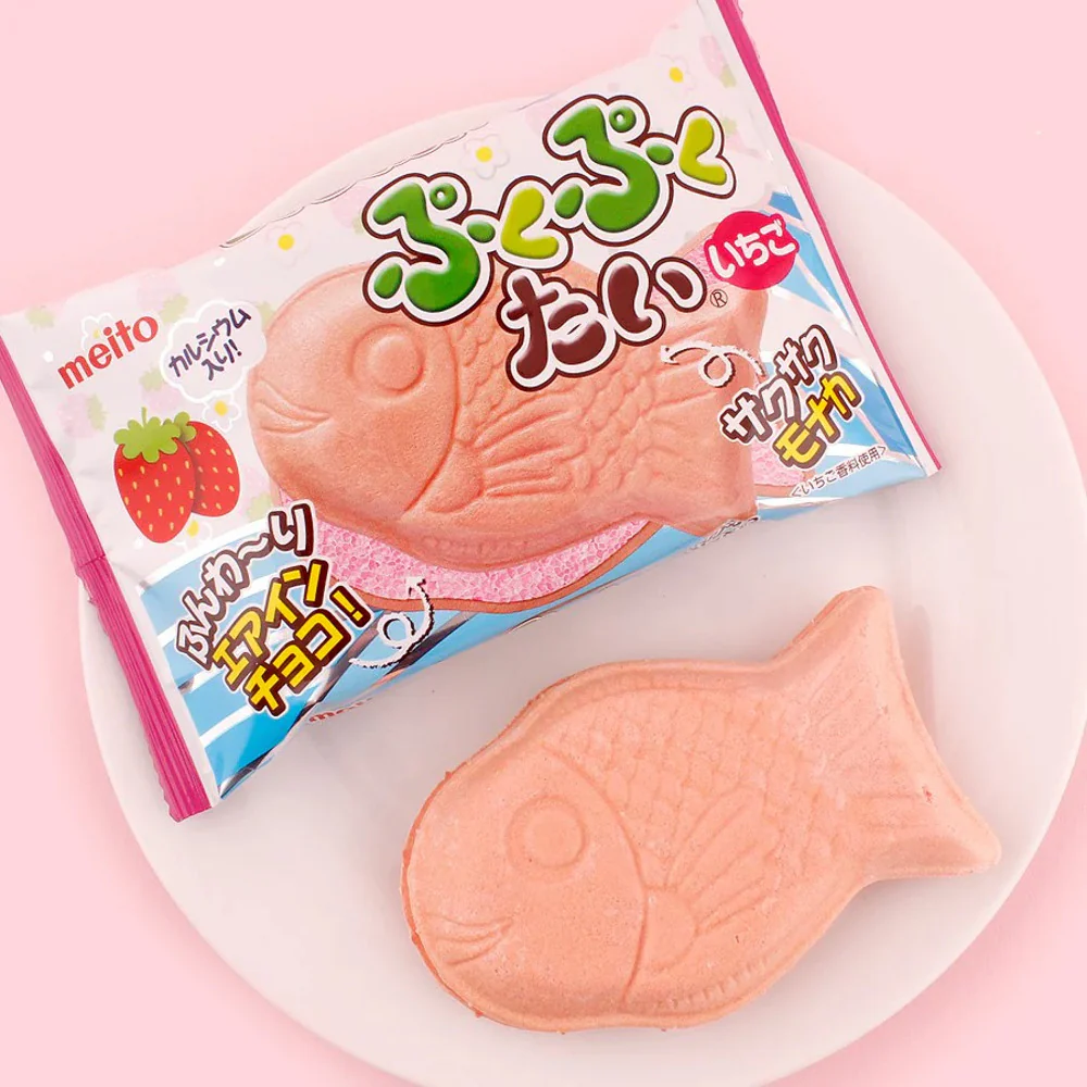 Meito Puku Puku Tai Strawberry Wafer 20g - Japanese Taiyaki-Style Chocolate Snack - Image 2
