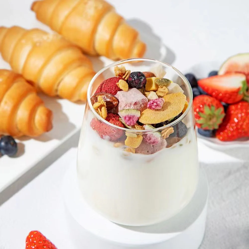 Member's Mark Granola with Fruit 1kg – Limited Import - Freeze-Dried Fruit & Yogurt Cubes - Image 5