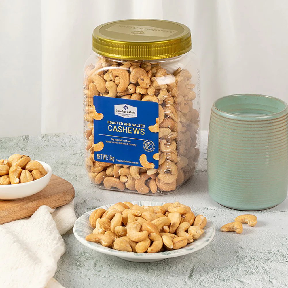Member's Mark Roasted and Salted Cashews - 1.1kg - Image 2
