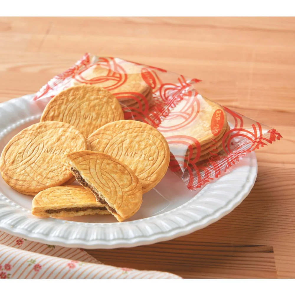 Mister Ito Chocolate Cream Sandwich Biscuits 126g (12 Pieces) - Image 2