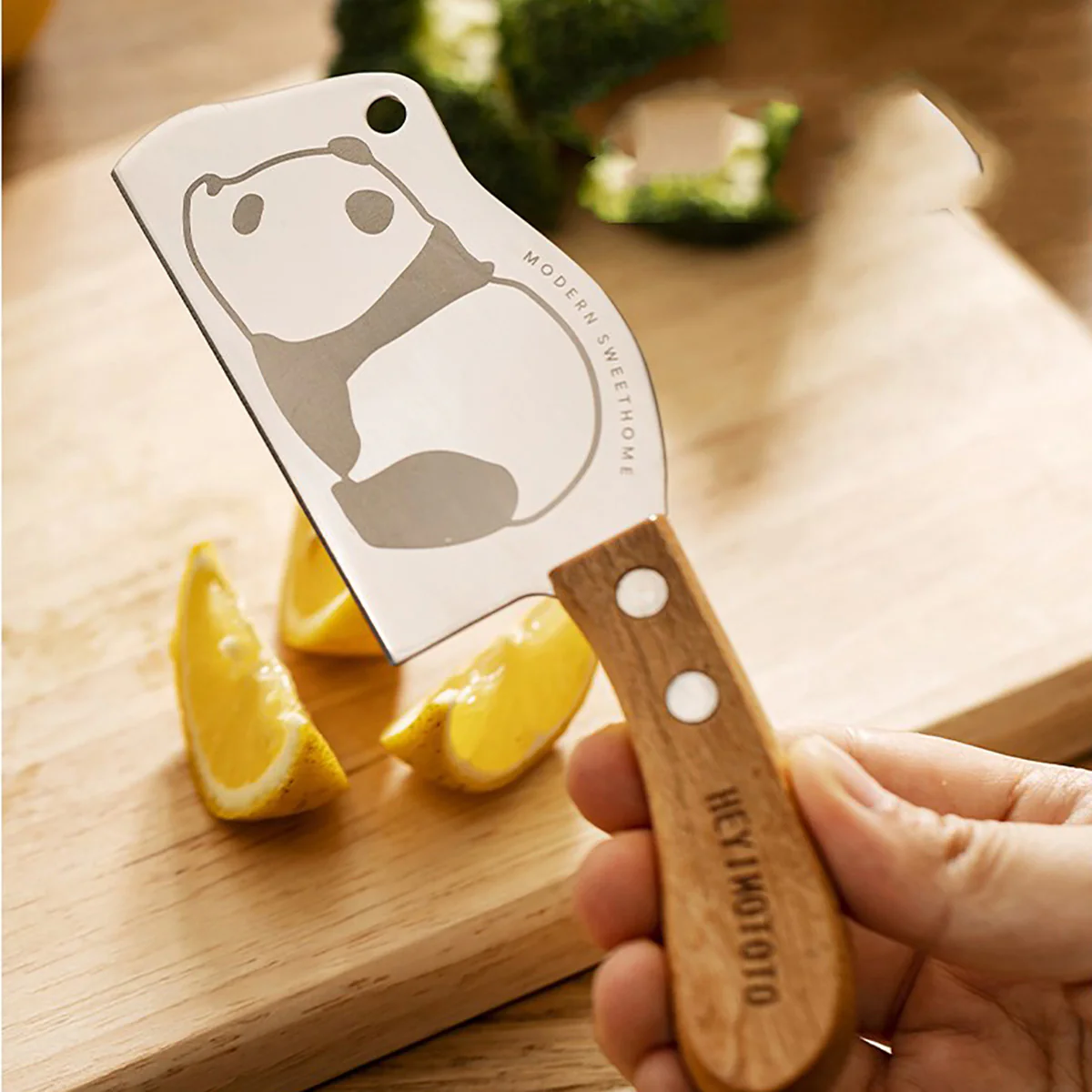 Modern SweetHome Mini Piggy Fruit Knife - Sharp Edge - Image 3