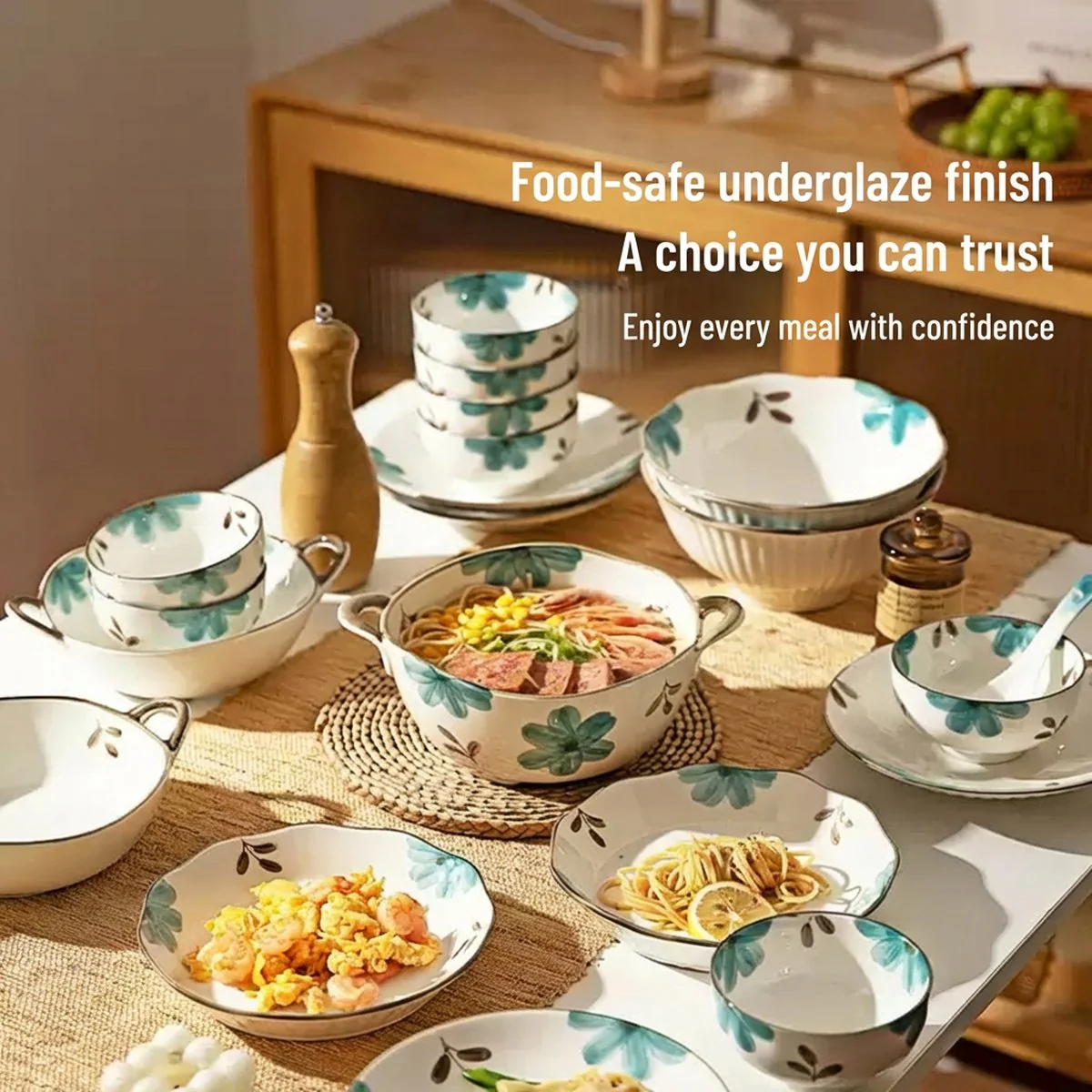 Modern Housewife “Qingyuan” Floral Rice Bowl 4.5" – Hand-Painted Ceramic Tableware