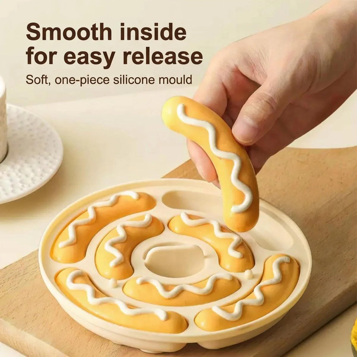 Modern Sweethome Food-Grade Silicone Sausage Baking Mold – 16×15×3 cm - Hot Dog Cake Mould - Image 2