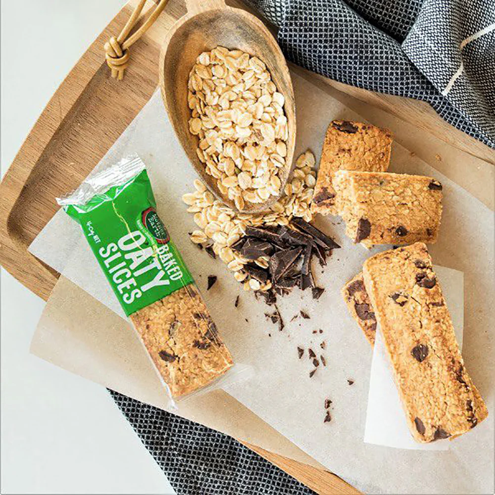 Mother Earth Chocolate Chip Baked Oaty Slices - 6 Bars, 240g - Image 2