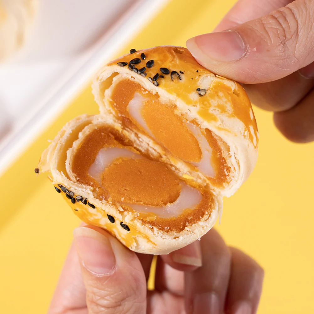 Moxiaoyan Golden Salted Egg Yolk Pastry - 6 Pieces, 300g - Image 4