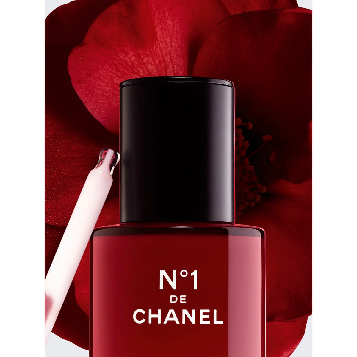 N°1 de Chanel Red Camellia Revitalising Serum 30ml - Image 3