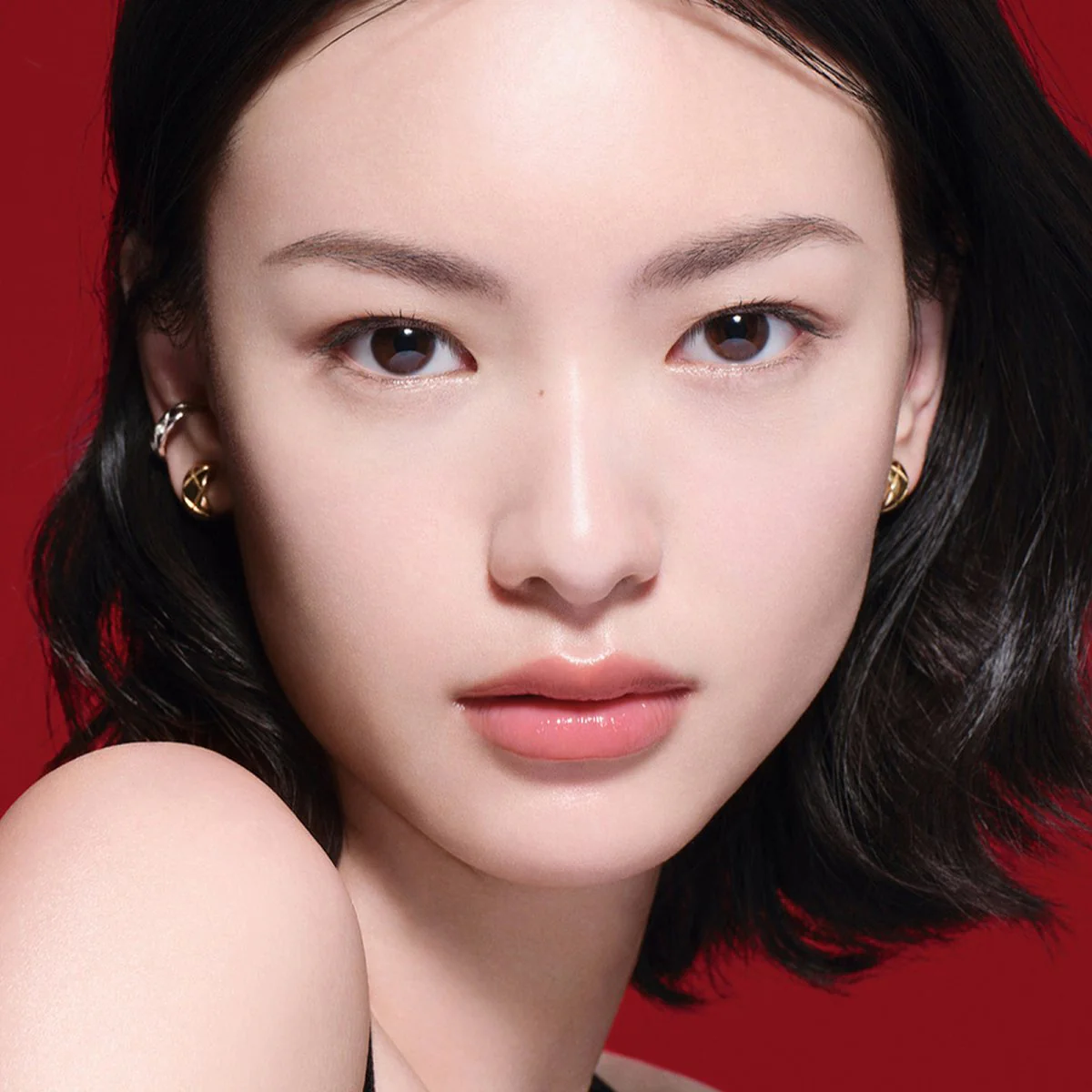 N°1 de Chanel Red Camellia Revitalising Serum 30ml - Image 4