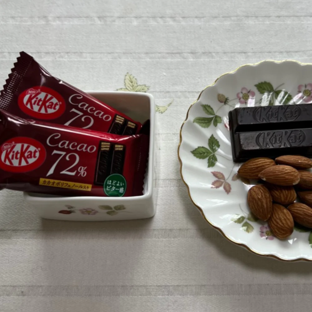 Nestle KitKat Mini Chocolate 72% Cacao - 12 Bars, 139.2g - Image 3
