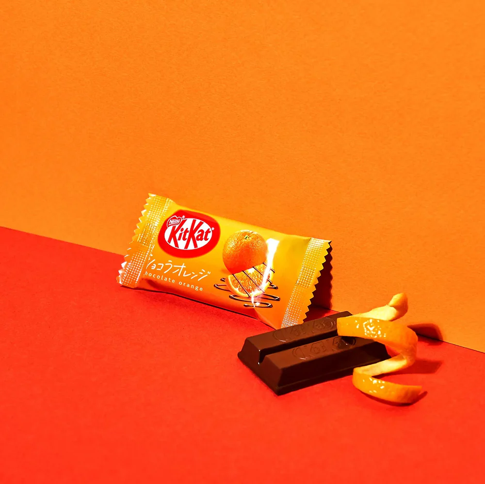 Nestle KITKAT Mini Chocolate Wafer Biscuits - Orange Flavor, 7 Pieces, 90g - Image 2