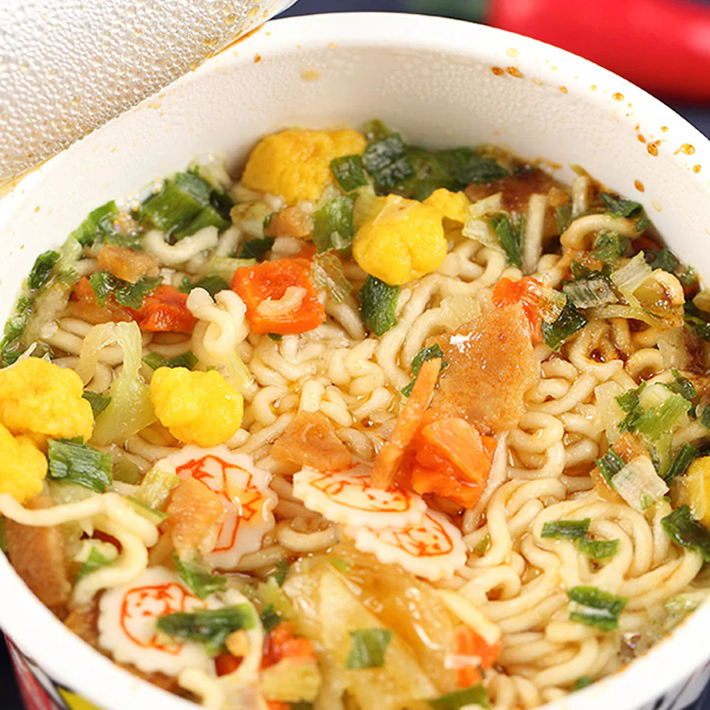 Nissin Demae Iccho Sesame Oil Flavour Instant Noodles - 71g - Image 3