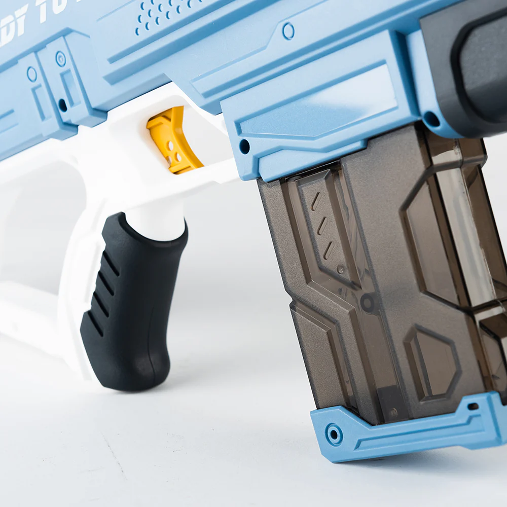 No Brainer Large Electric Water Gun - Random Red or Blue - Image 3