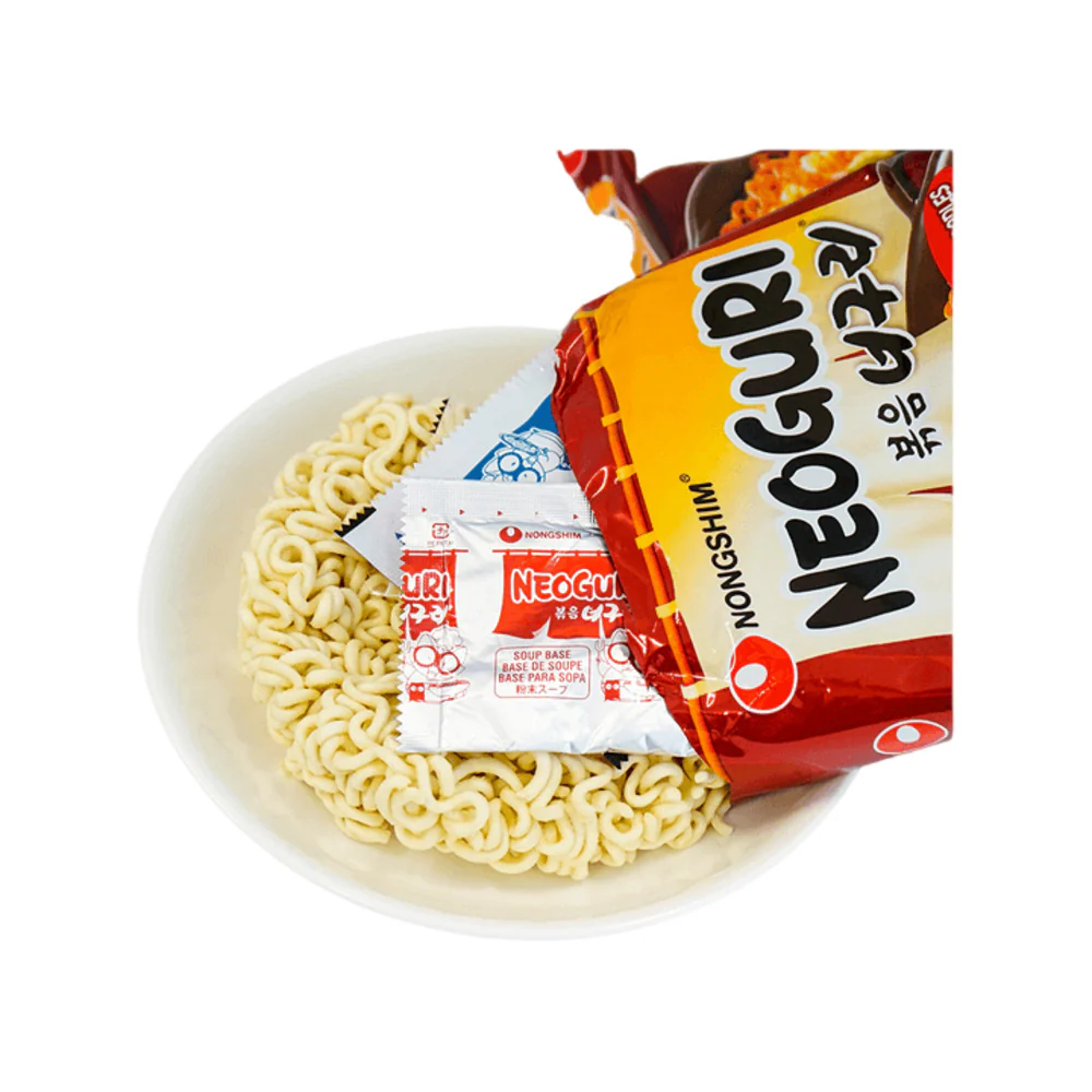 Nongshim Neoguri Spicy Stir-Fry Noodles - 4 Pack, 137g Each - Image 3