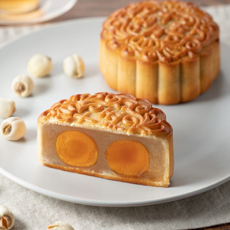 October Fifth Double Yolks White Lotus Seed Paste Mooncakes Gift Set - 4 Pieces, 750g - Image 3