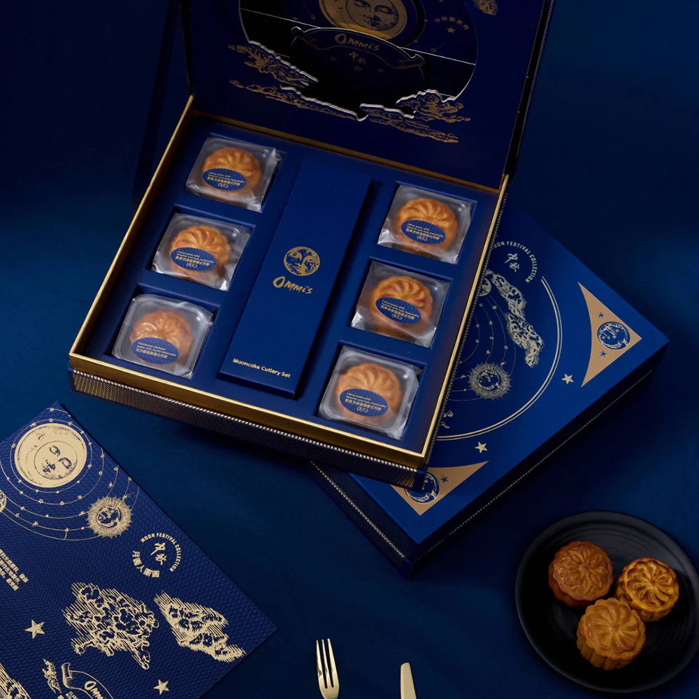 Ommi's Classic Cantonese Mooncake Gift Box - 6 Pieces, 300g - Image 3