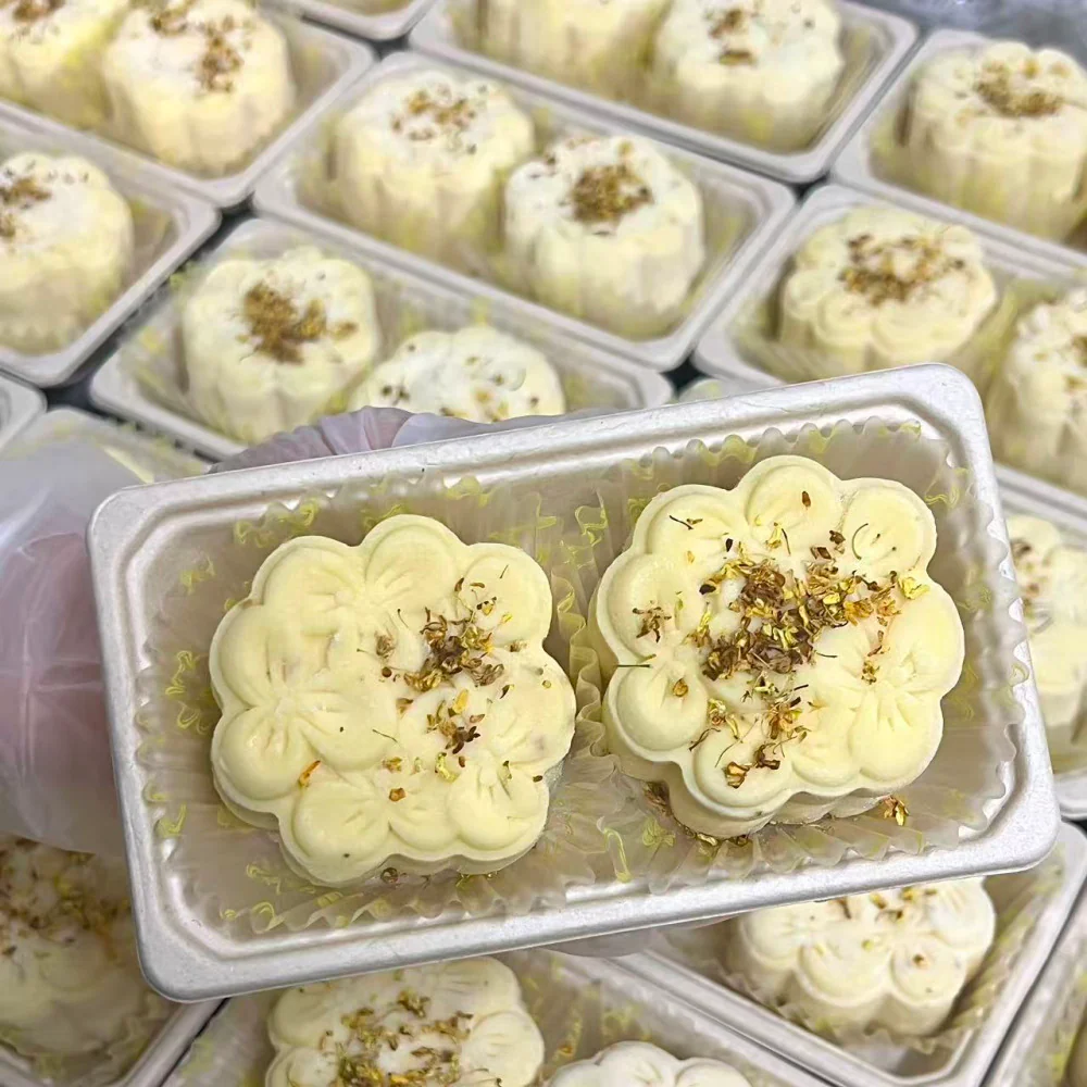 Osmanthus Rice Wine Mung Bean Cakes – 2 Pieces, 150g