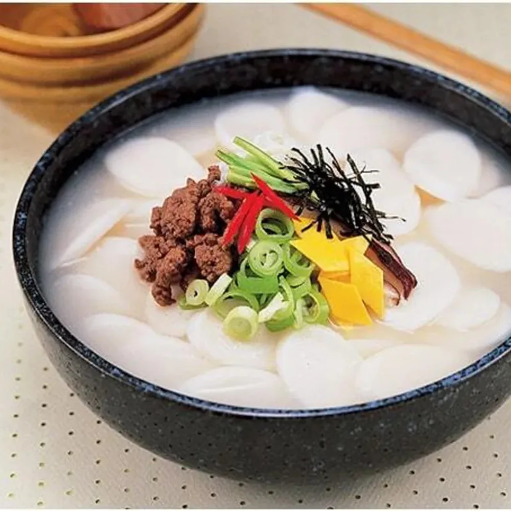 OurHome Korean Sliced Rice Cakes for Tteokguk 500g - Rice Cake Soup Slices - Image 2
