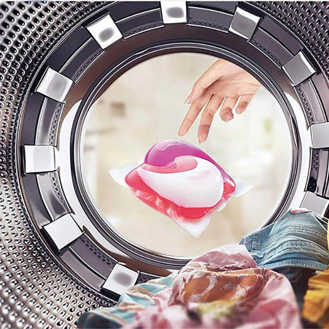 P&G Bold Laundry Pods Refill - Pink Rose Scent, 31 Pods - Image 2